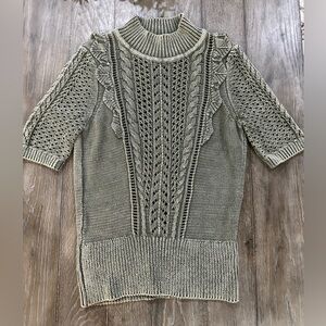 White House Black Market Olive Green Cable Knit Scoop Neck Sweater